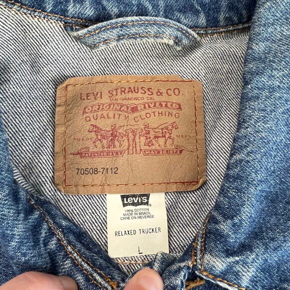 Levi’s Vintage relaxed Trucker Denim Jean Jacket men’s size Large Y2K 2001 - Picture 6 of 7